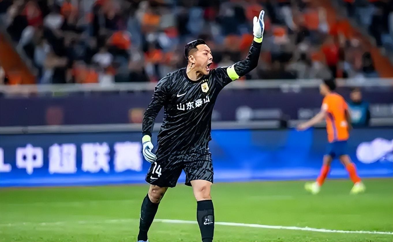 九游娱乐中心-山东泰山胜国安，瓦科大四喜，马德鲁加梅开二度，韩鹏带队4连胜