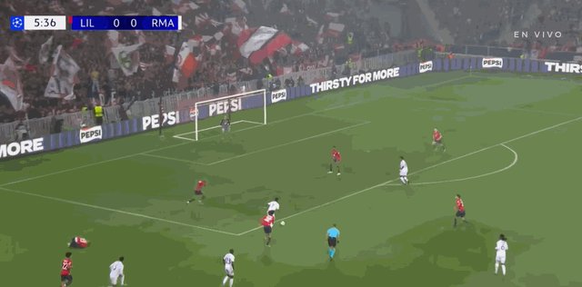 九游官网主页-【欧冠】皇马爆冷0比1不敌里尔，乔纳森·大卫点射